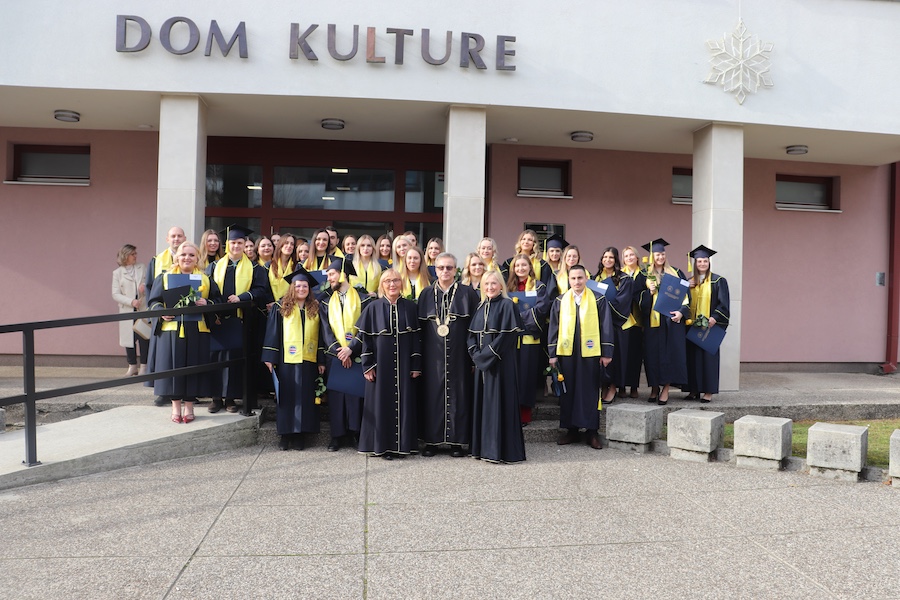 Graduation Ceremony of University Bachelors of Nursing Held in Nova Gradiška