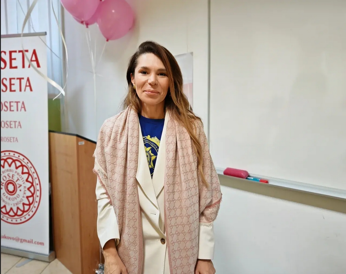 Application of Artificial Intelligence in Early Detection of Breast Cancer Presented